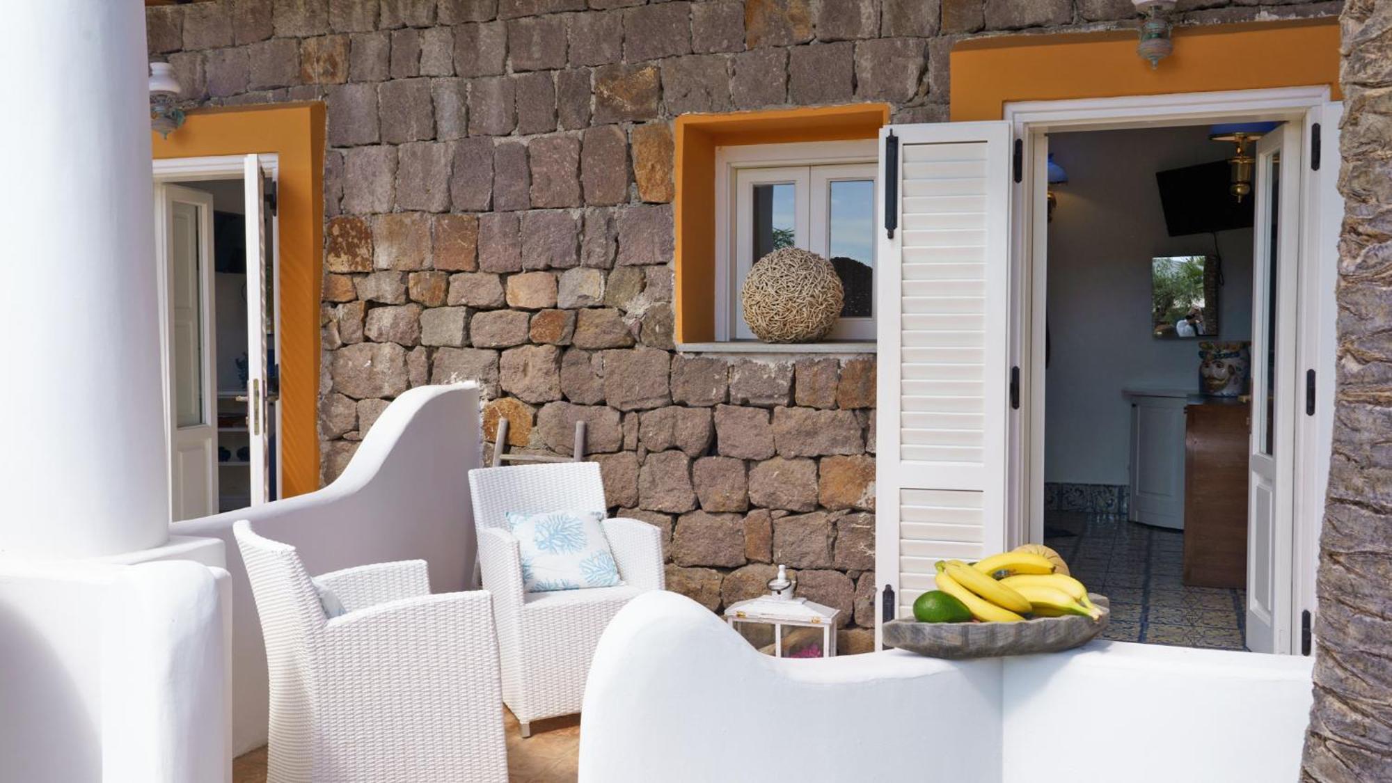 Hotel Oasi 4*